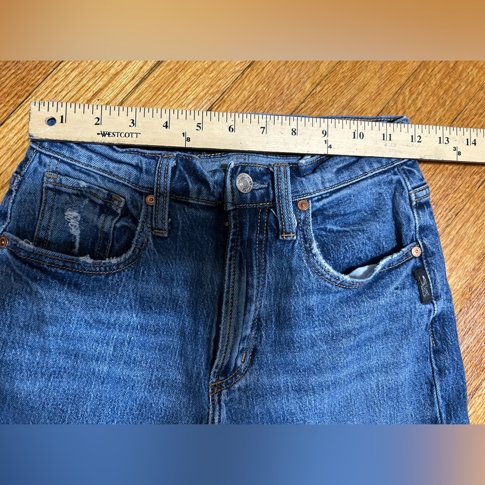 SILVER Highly Desirable High Rise Straight Leg Jeans Size 24 - Picture 10 of 11